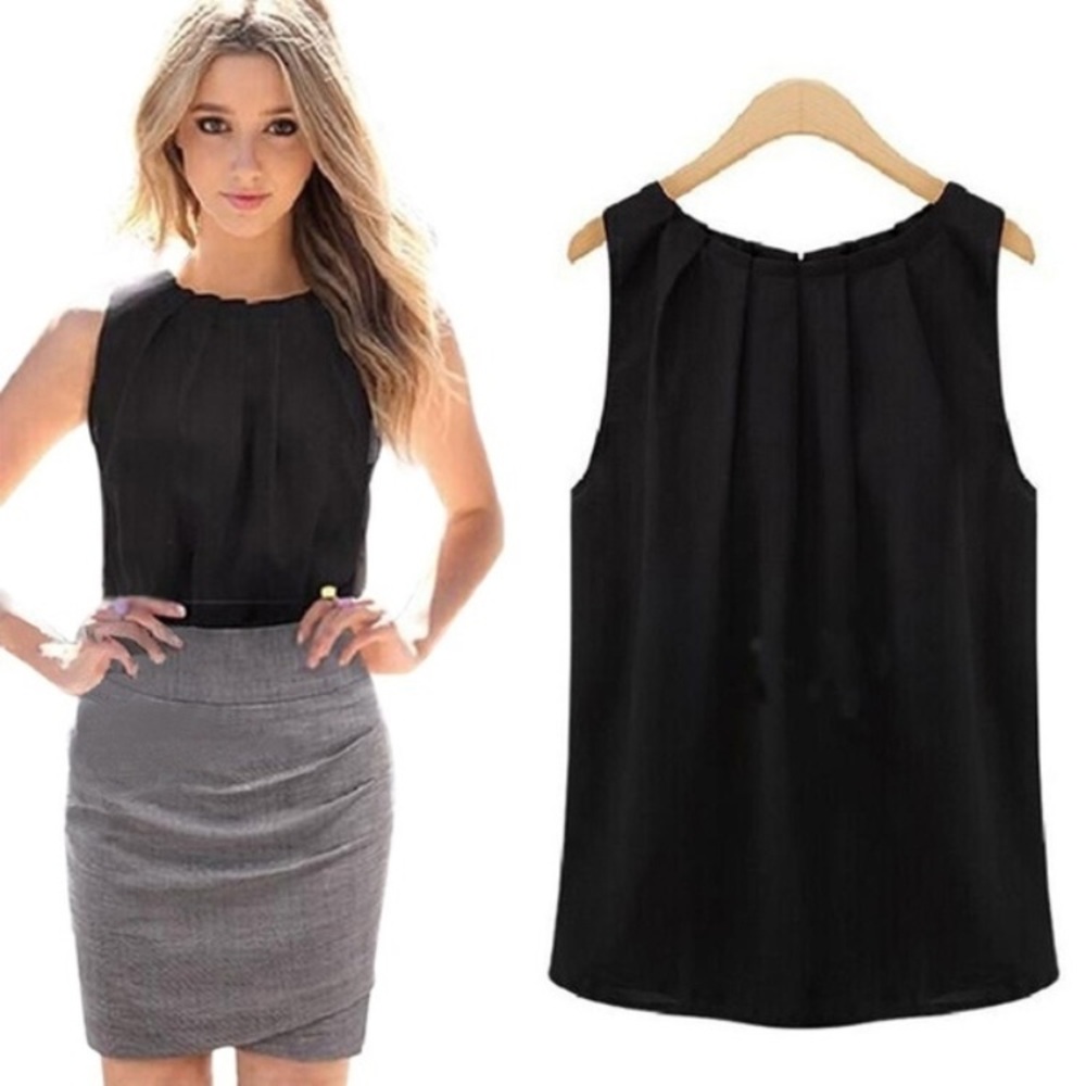 Boutique | Black Sleeveless Dress Tank - Picture 2 of 3